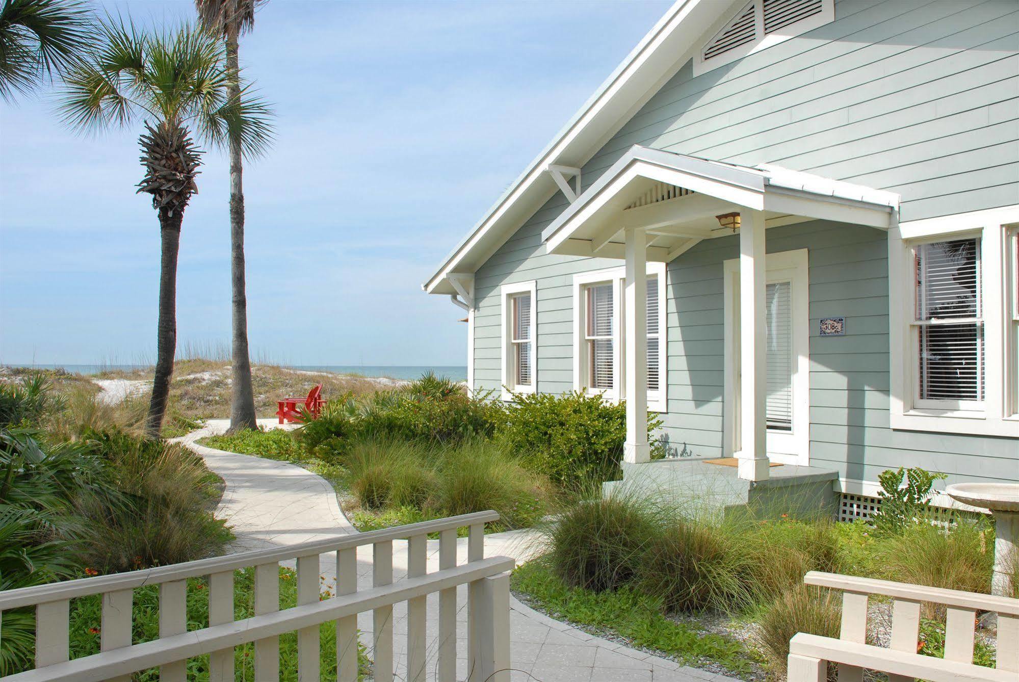 Sarah'S Seaside Hotel Indian Rocks Beach Exterior photo